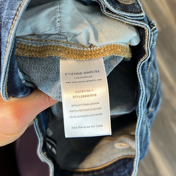 Etienne Marcel Cropped Jeans - Picture 6 of 7